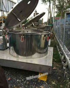 湖北二手化工设备市场 双级推料离心机供求信息与图片指南